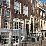 Hotel The Crown