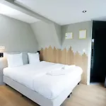 Hotel The Crown *