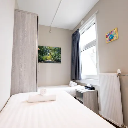 Отель The Crown