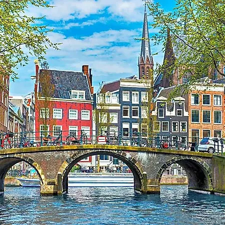 The Crown Hotel Amsterdam