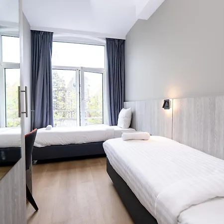 Crown Hotel